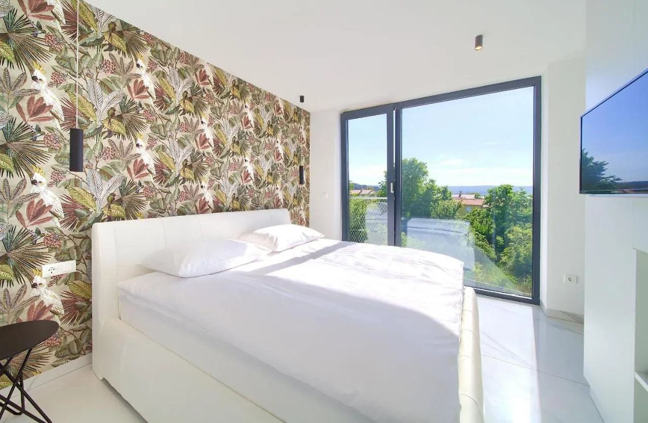 הוילה קלימנו Casa Bela 0*,